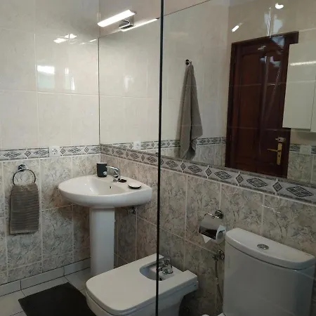 Playa Bastian - Piscina Climatizada - Wifi - Playa 1 Min.